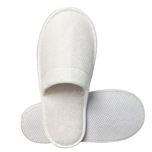 Disposable Hotel Slippers – hotel supplies by Mazouri Hospitality